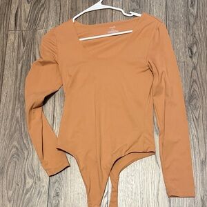 nuuds Long Sleeve Scoop Neck Bodysuit - Clay